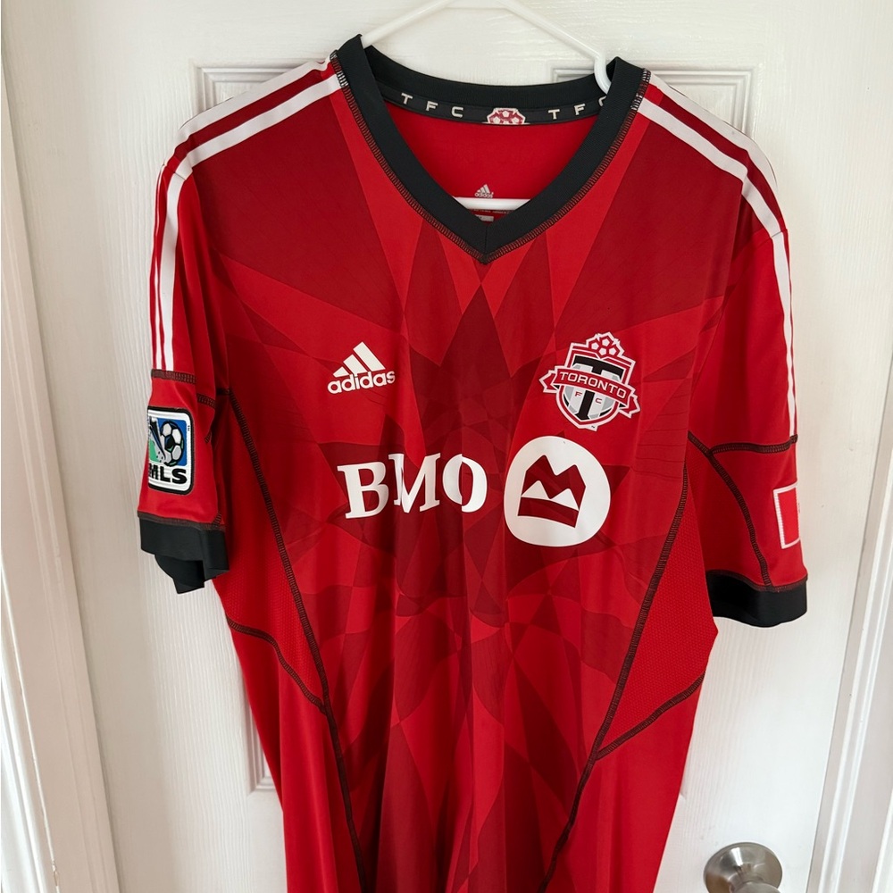 Toronto FC 2015 Home Autographed Michael Bradley Jersey XL